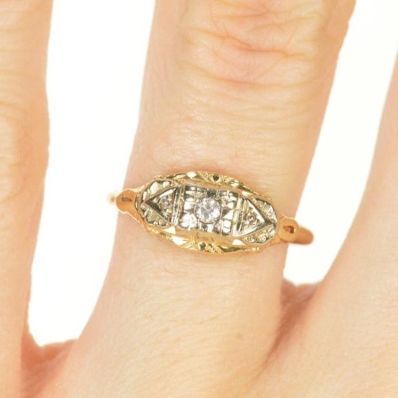 Vintage Jewelry - Vintage 40s 14K 2Tone Gold Diamond Engagement Ring